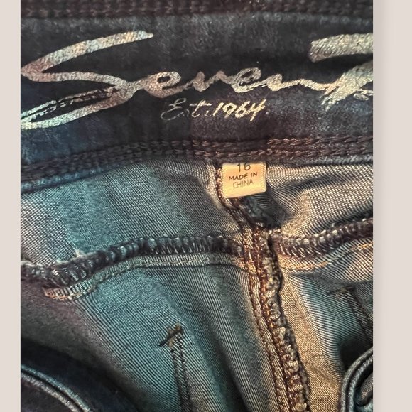 Seven7 Women's Jean Leggings - Picture 7 of 9